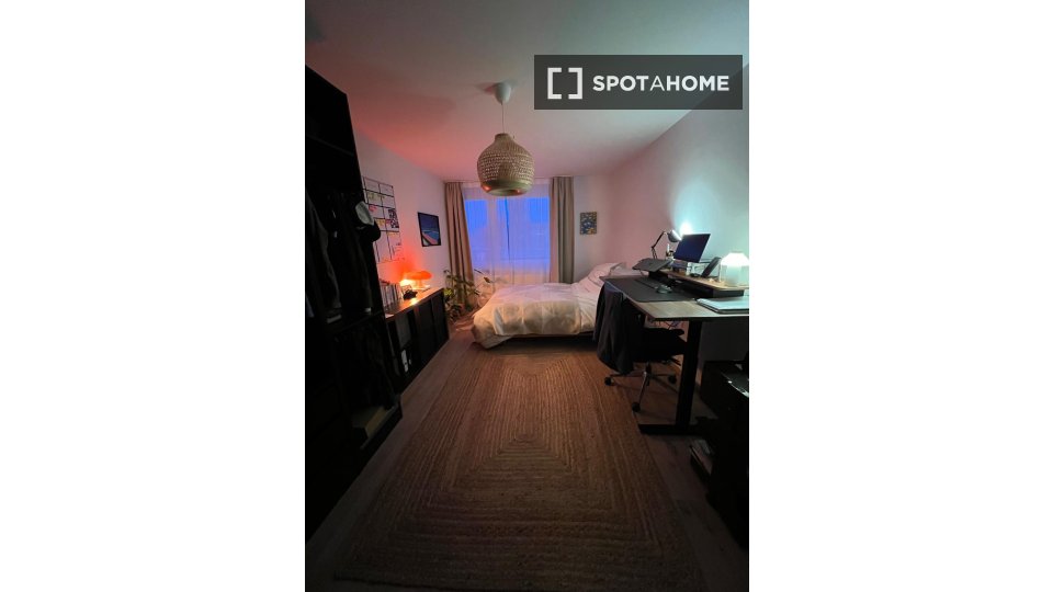 Apartment Hamburg, 1 bed, 48m² — photo 3
