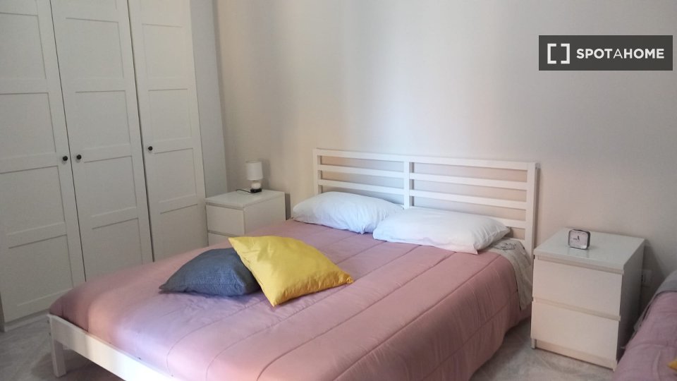 Double room Rome, 3 beds, 75m² — photo 86