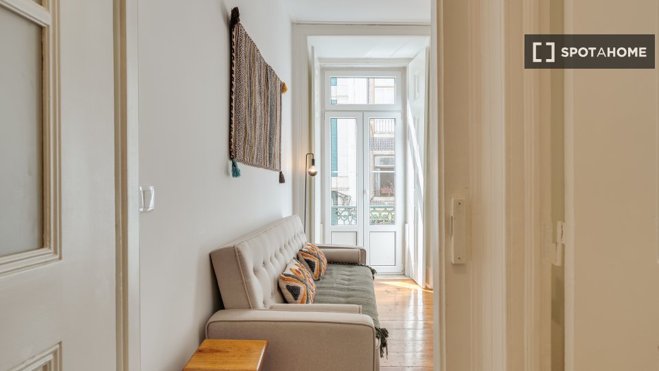 Apartment mono Lisbon, 65m² — photo 42