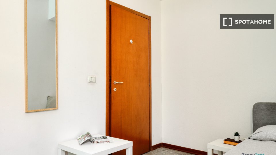 Double room Bologna, 7 beds — photo 15