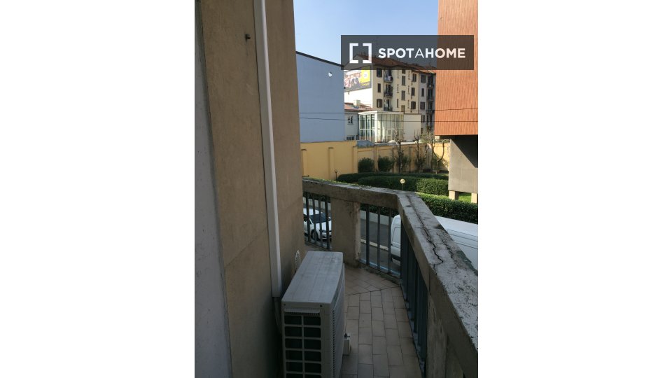 Apartment Milan, 1 bed, 70m² — photo 2