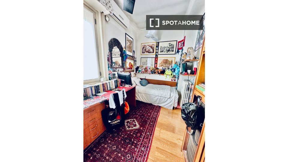 Double room Milan, 3 beds, 105m² — photo 2