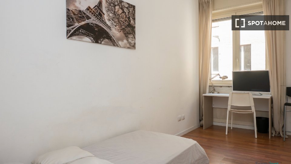 Double room Milan, 12 beds — photo 11