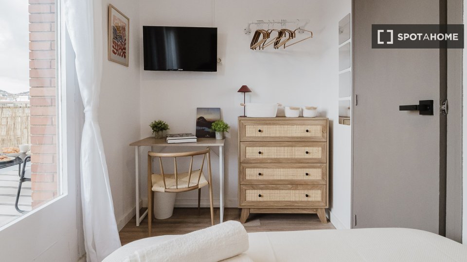 Double room Barcelona, 8 beds, 220m² — photo 64