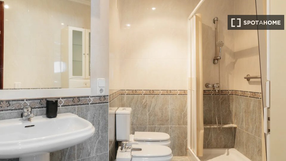 Double room Valencia, 5 beds — photo 17