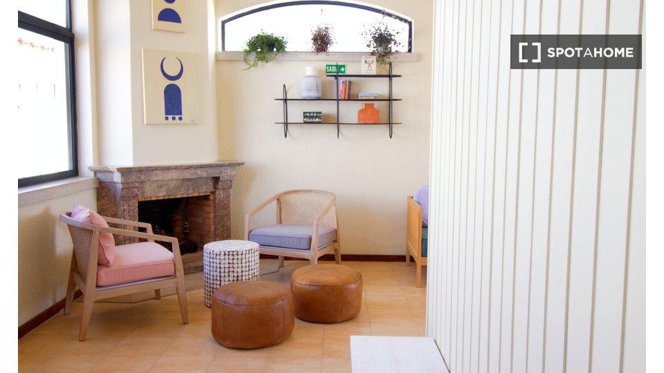 Apartment Lisbon, 10 beds — photo 19