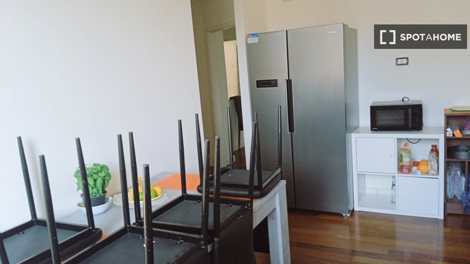 Double room Bologna, 8 beds, 185m² — photo 5