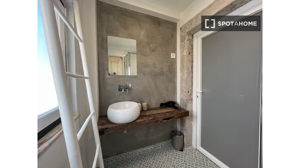 Apartment Lisbon, 2 beds — photo 2