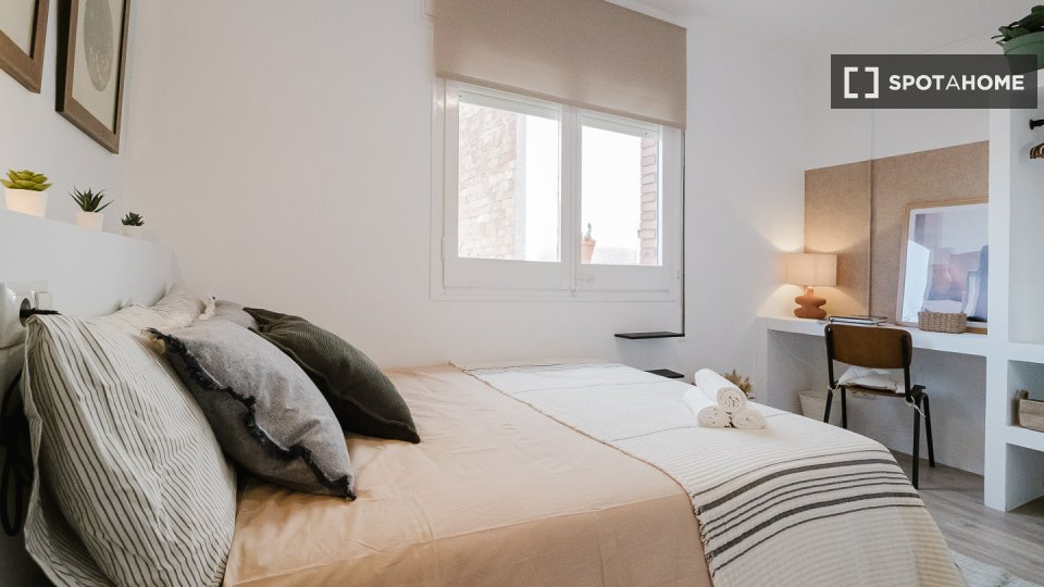 Double room Barcelona, 8 beds, 220m² — photo 44