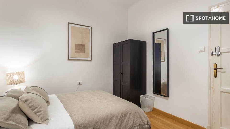 Double room Alicante, 8 beds — photo 11