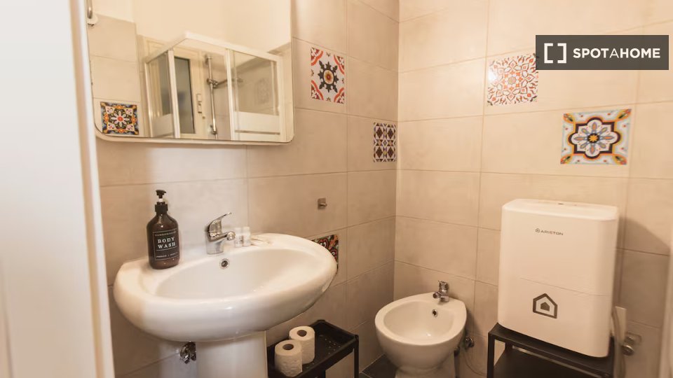 Apartment Rome, 1 bed — photo 8