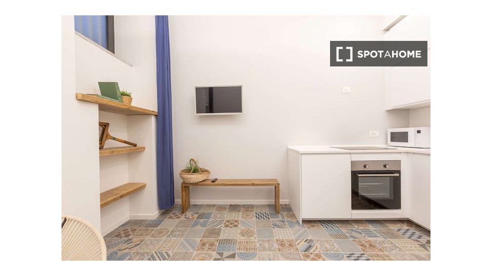 Apartment Milan, 1 bed — photo 8
