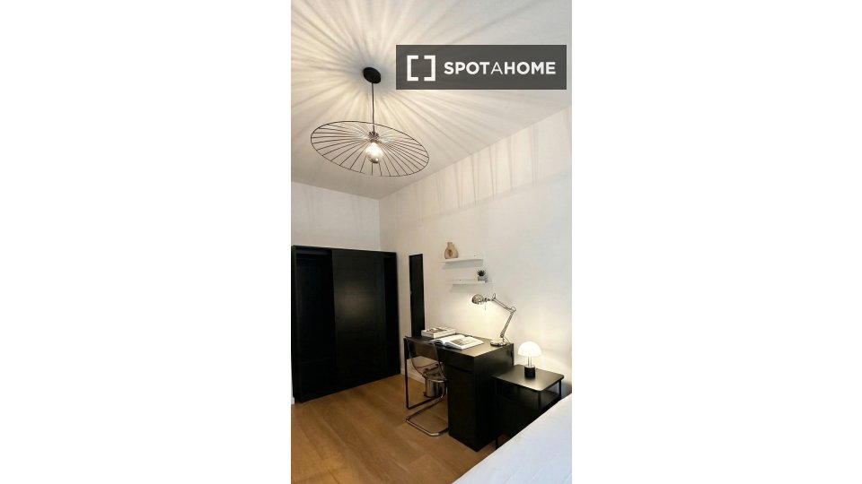 Double room Brussels, 3 beds — photo 2