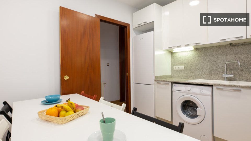 Double room Barcelona, 6 beds, 100m² — photo 17