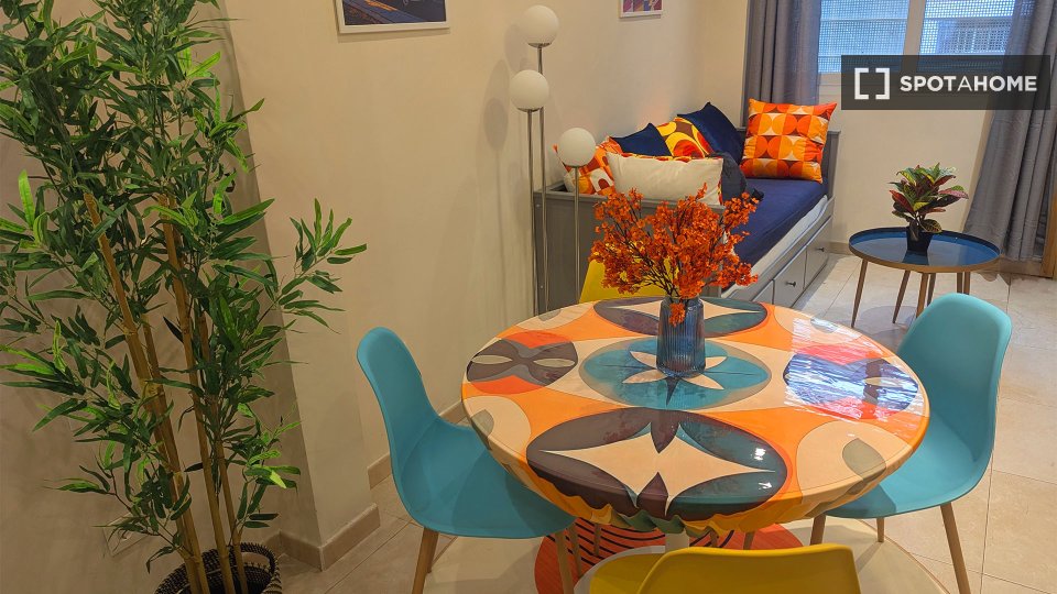 Estudio en alquiler en Pueblo Nuevo, Madrid