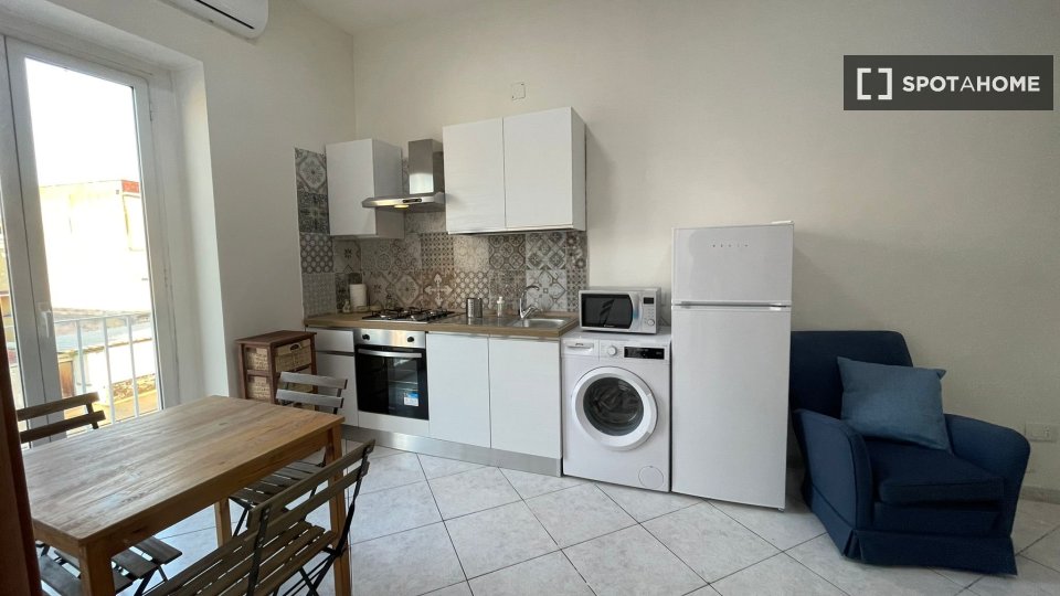 Apartment Naples, 2 beds — photo 17