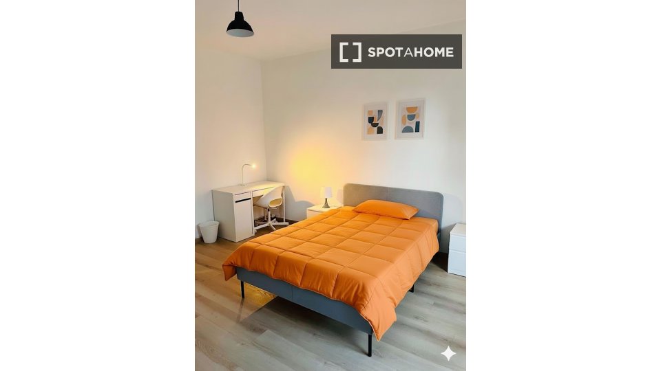 Double room Milan, 3 beds — photo 4