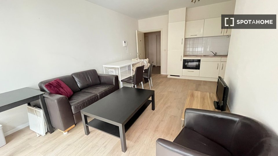 Apartment Brussels, 1 bed — photo 1