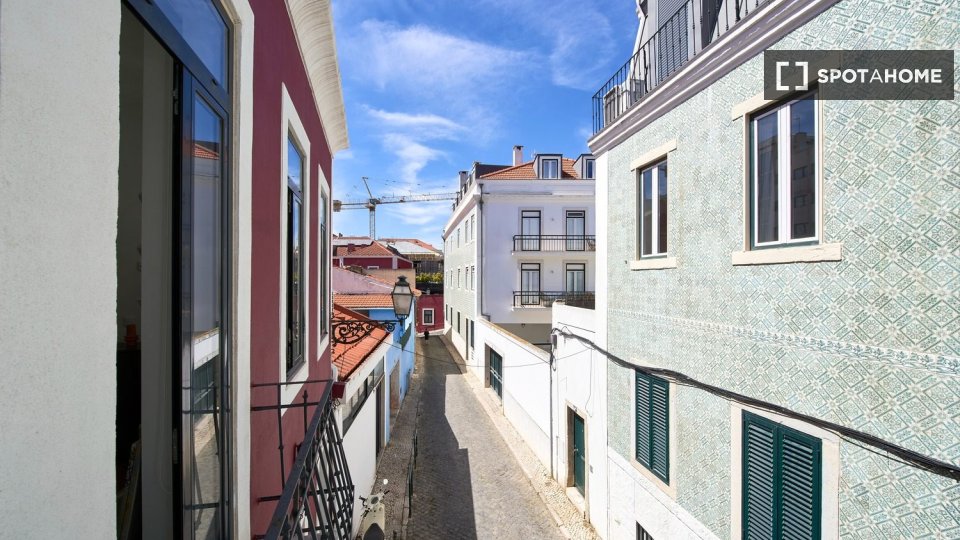 Apartment Lisbon, 2 beds, 45m² — photo 54
