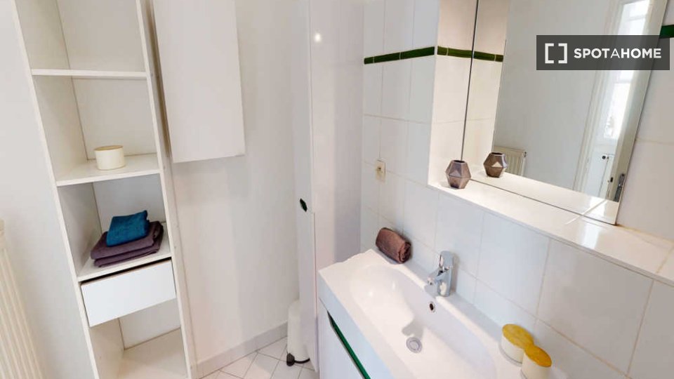 Double room Lyon, 4 beds, 90m² — photo 3