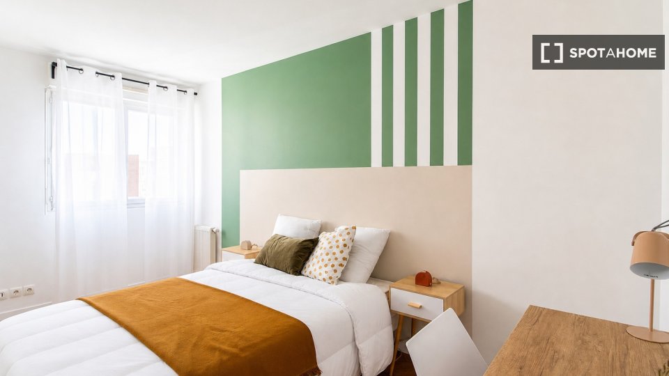 Chambre double Paris, 4 chambres — photo 26
