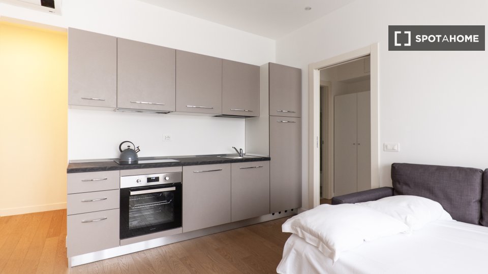 Apartment Milan, 1 bed, 59m² — photo 10