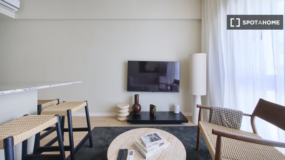 Apartment Lisbon, 1 bed — photo 12