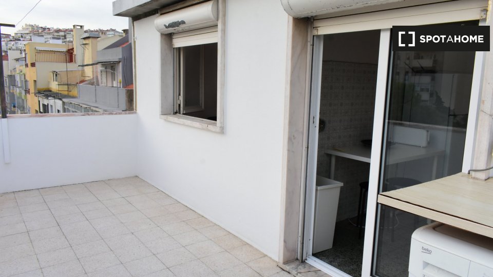 Apartment Lisbon, 1 bed — photo 6