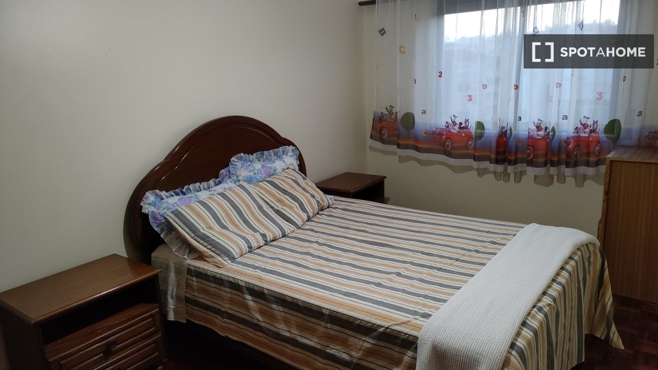 Double room Lisbon, 4 beds, 110m² — photo 3