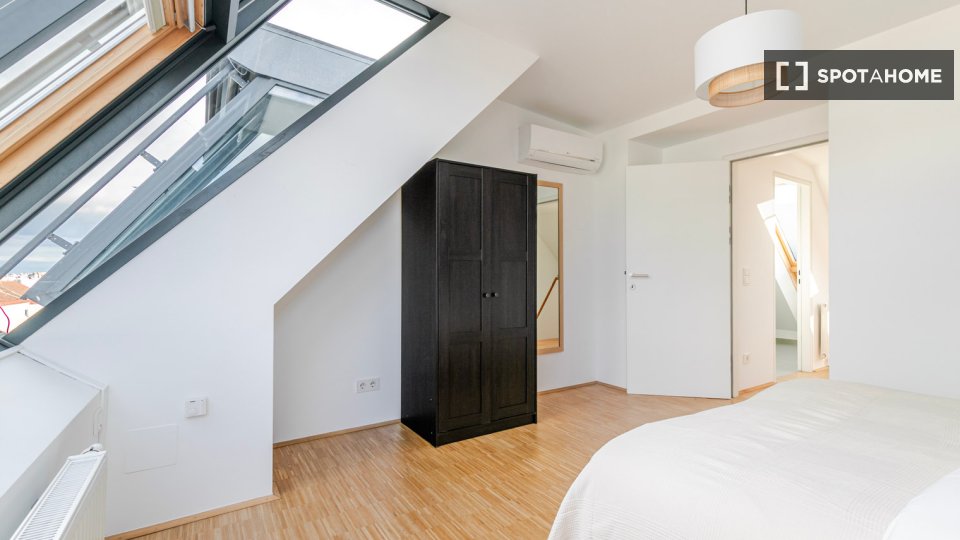 Apartment Vienna, 1 bed, 70m² — photo 17