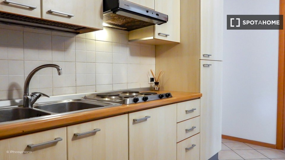 Double room Trento, 2 beds — photo 13