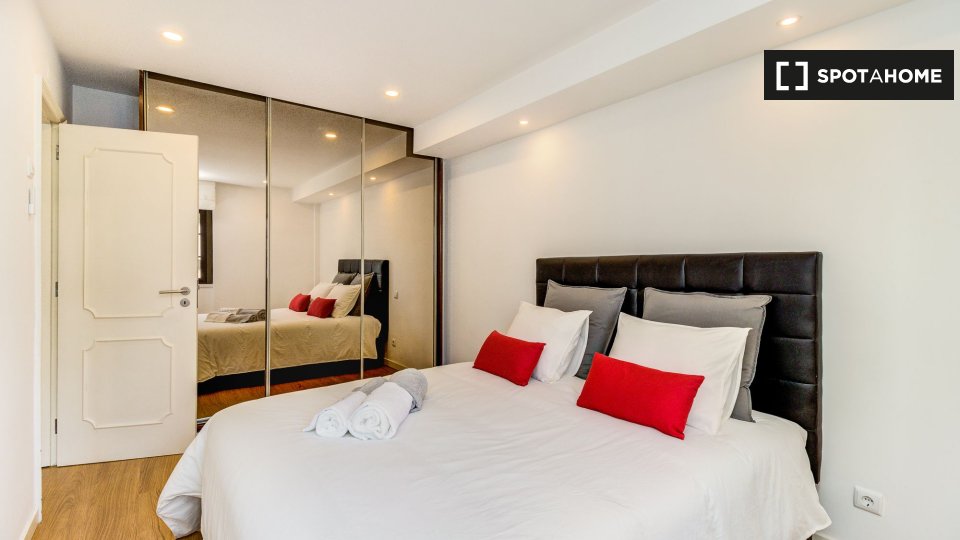 Double room Lisbon, 4 beds — photo 7