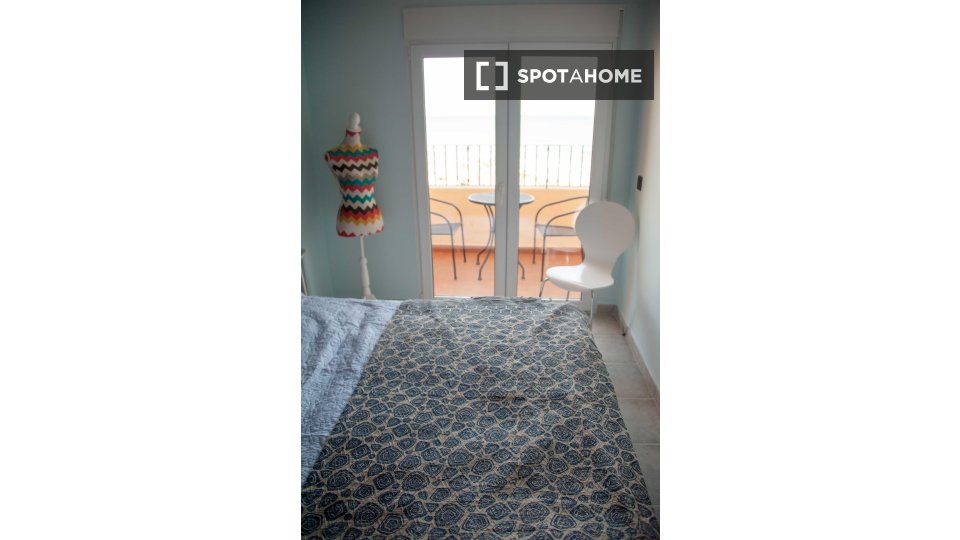 Apartment Valencia, 2 beds — photo 17