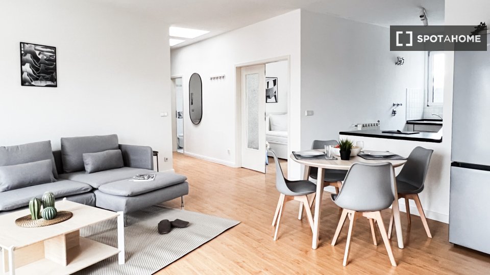 Apartment Berlin, 1 bed, 70m² — photo 1