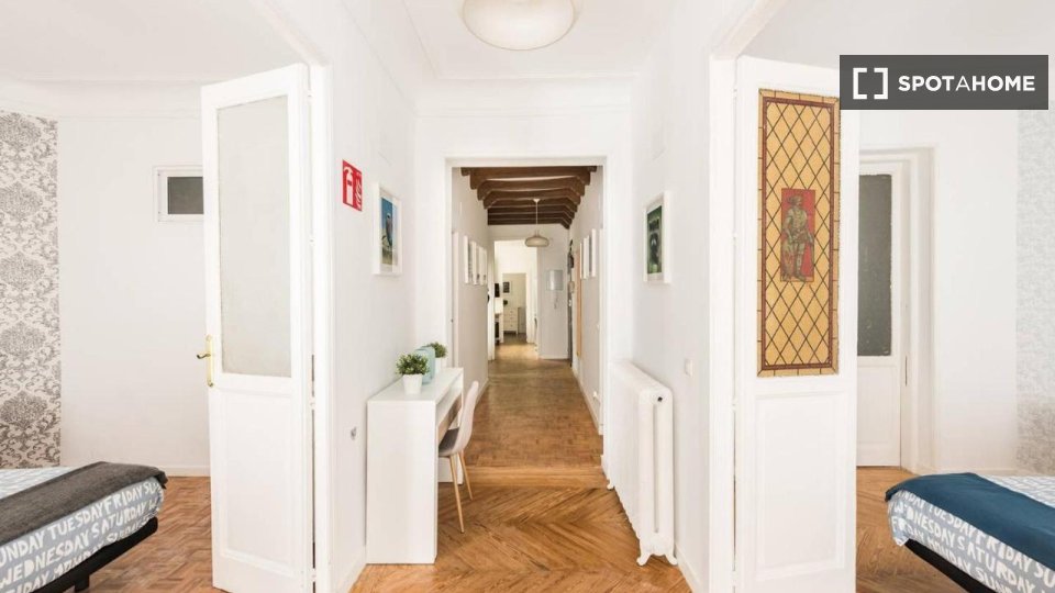 Apartment Madrid, 1 bed, 19m² — photo 10