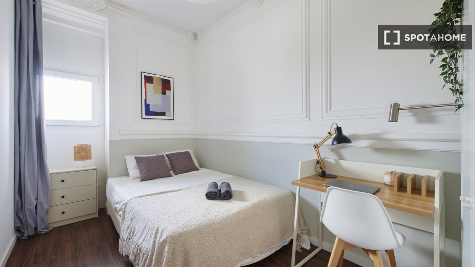 Double room Lisbon, 11 beds — photo 39