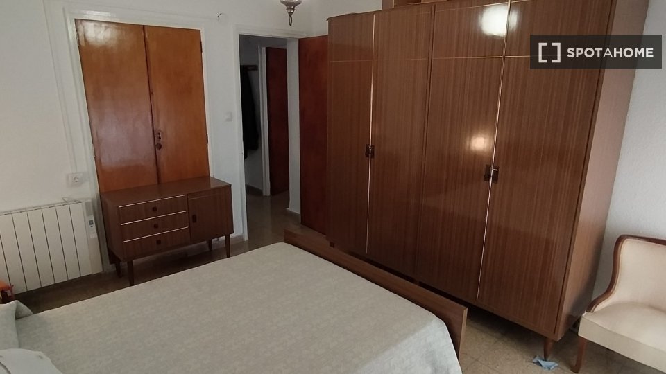 Apartment Valencia, 3 beds, 76m² — photo 32