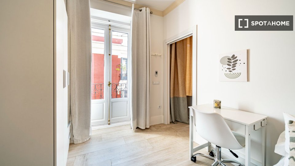 Apartment Madrid, 3 beds, 90m² — photo 15
