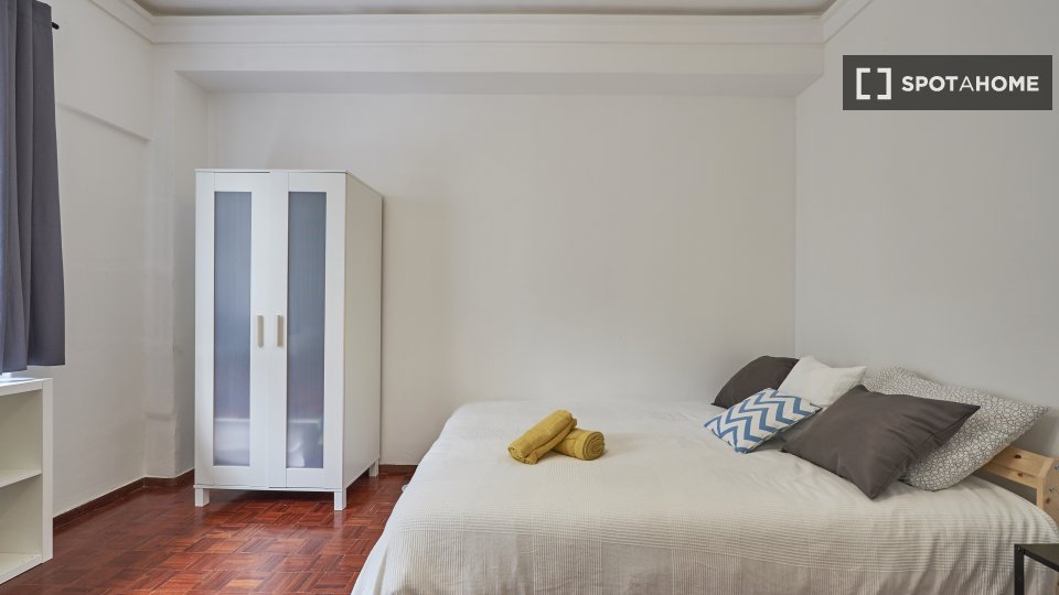 Double room Lisbon, 9 beds, 160m² — photo 52
