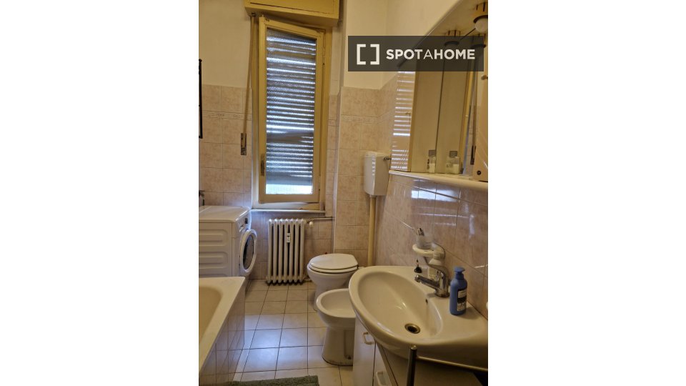 Double room Turin, 4 beds, 110m² — photo 9
