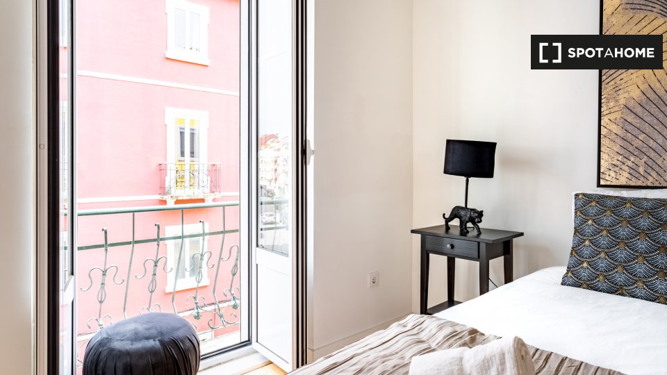 Apartment Lisbon, 2 beds — photo 12