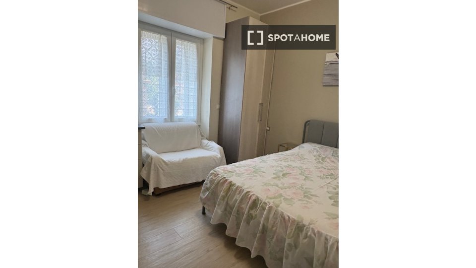 Double room Rome, 1 bed — photo 5