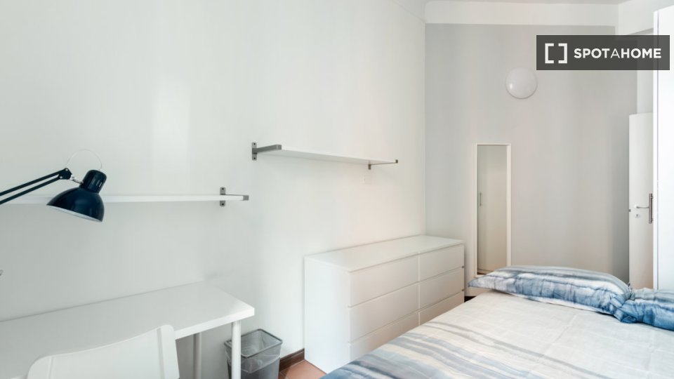 Double room Milan, 10 beds, 234m² — photo 11