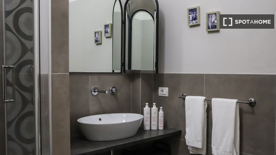 Apartment Naples, 1 bed — photo 10