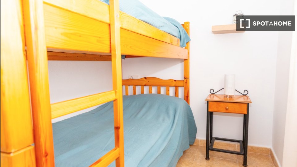 Apartment Cadiz, 2 beds, 80m² — photo 8