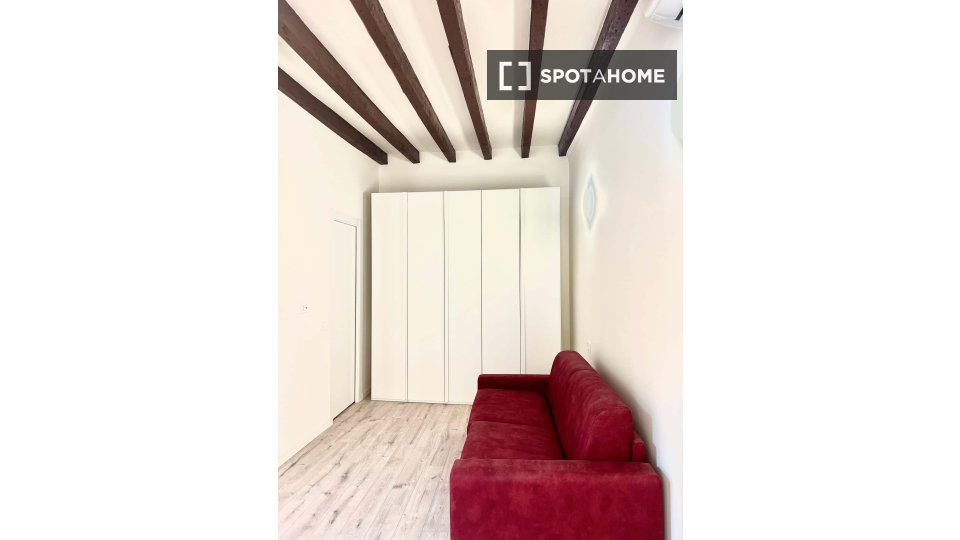 Apartment mono Milan, 28m² — photo 3