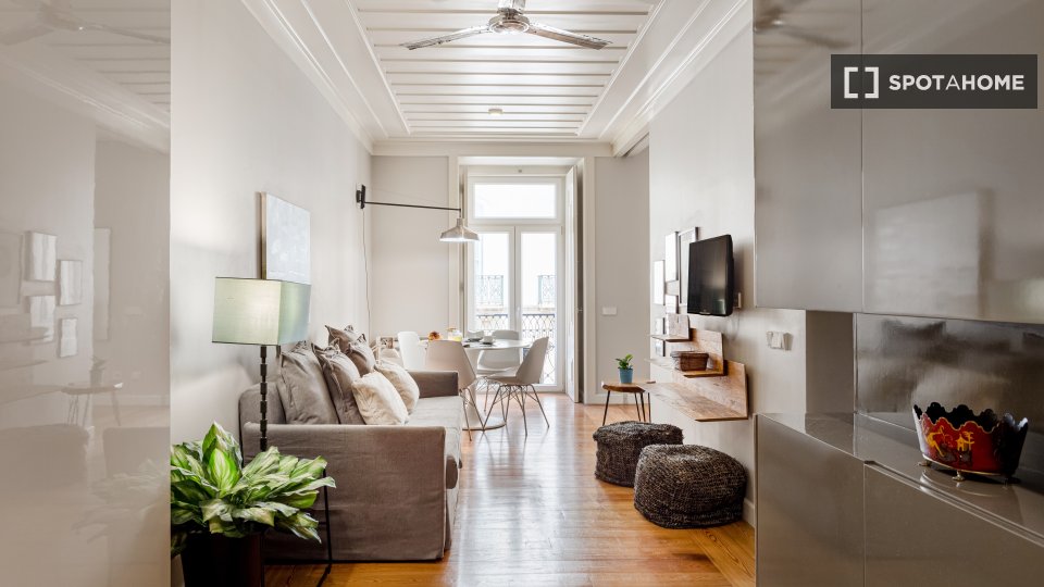Apartment Lisbon, 1 bed — photo 17