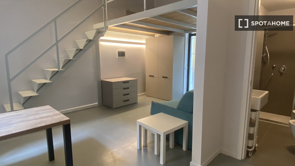 Apartment Milan, 1 bed — photo 18