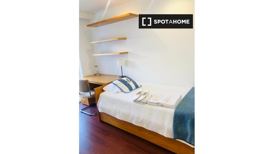 Double room Porto, 11 beds — photo 15