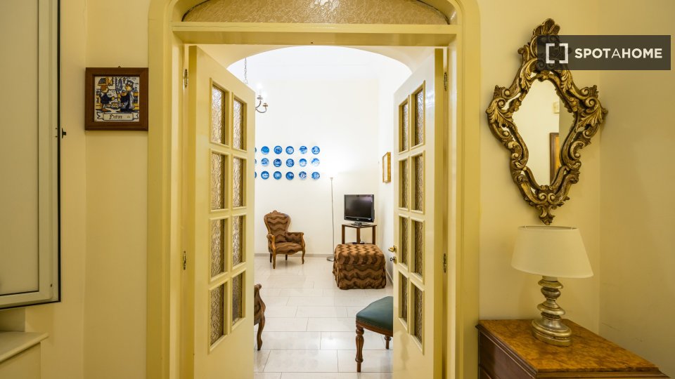 Apartment Naples, 1 bed — photo 9